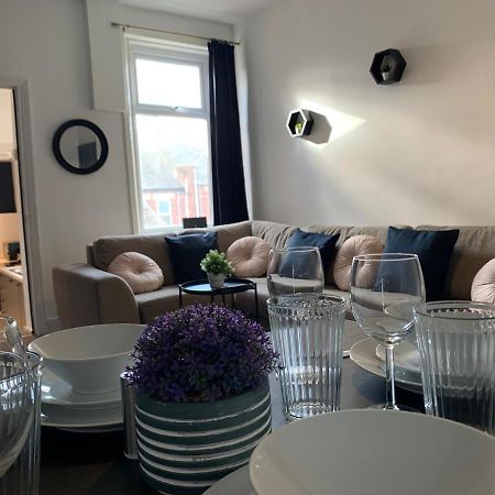 Windsor 4 - Spacious Beautiful 4 Bdrm Maisonette Nr Ncle Free Wifi Free Parking Gateshead Exterior photo