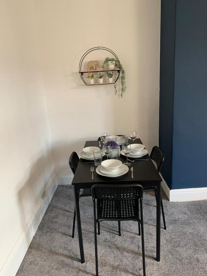Windsor 4 - Spacious Beautiful 4 Bdrm Maisonette Nr Ncle Free Wifi Free Parking Gateshead Exterior photo